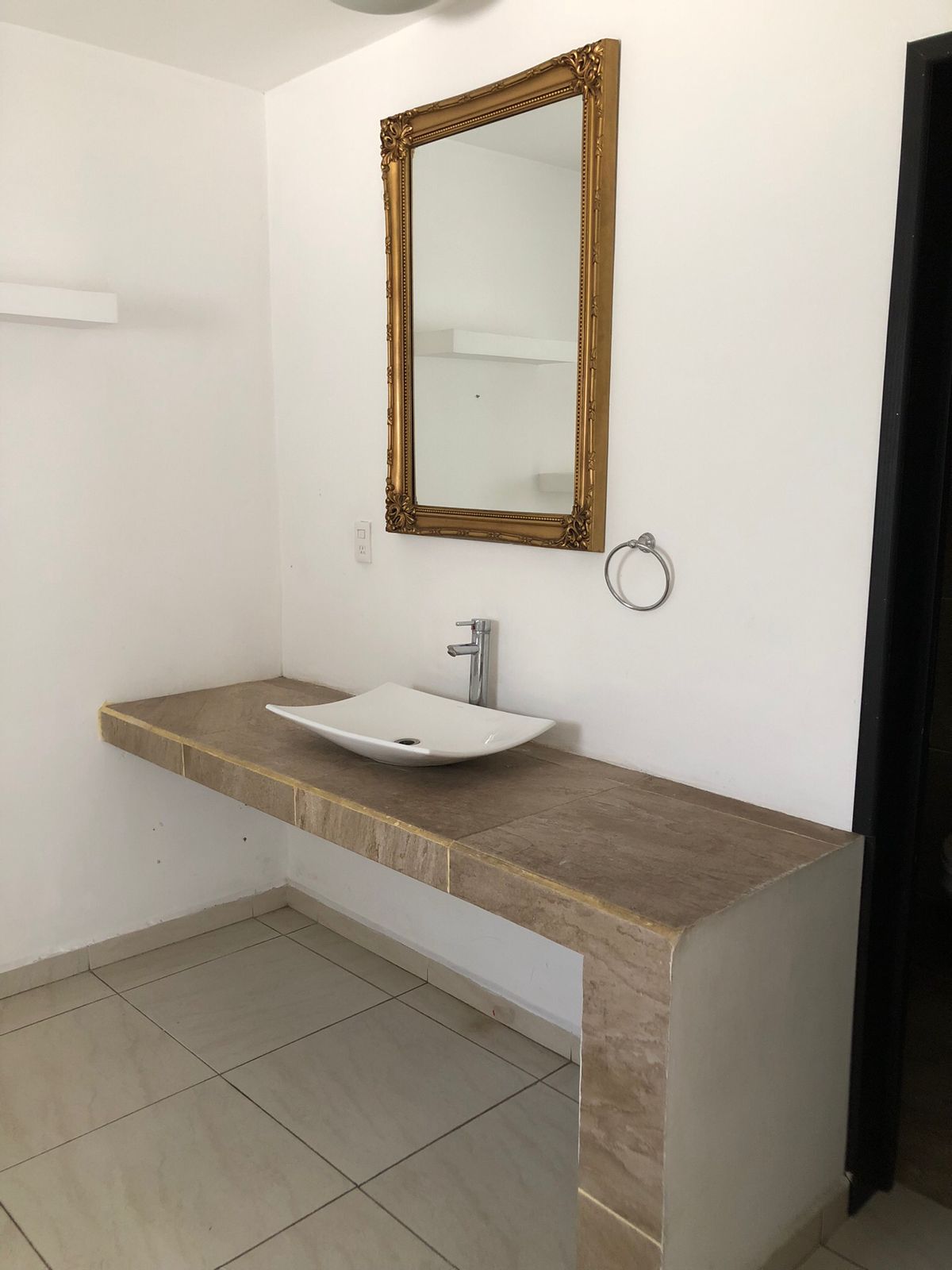 CASA EN RENTA EN FRACCIONAMIENTO LAS CRUCES ALTOZANO, MORELIA