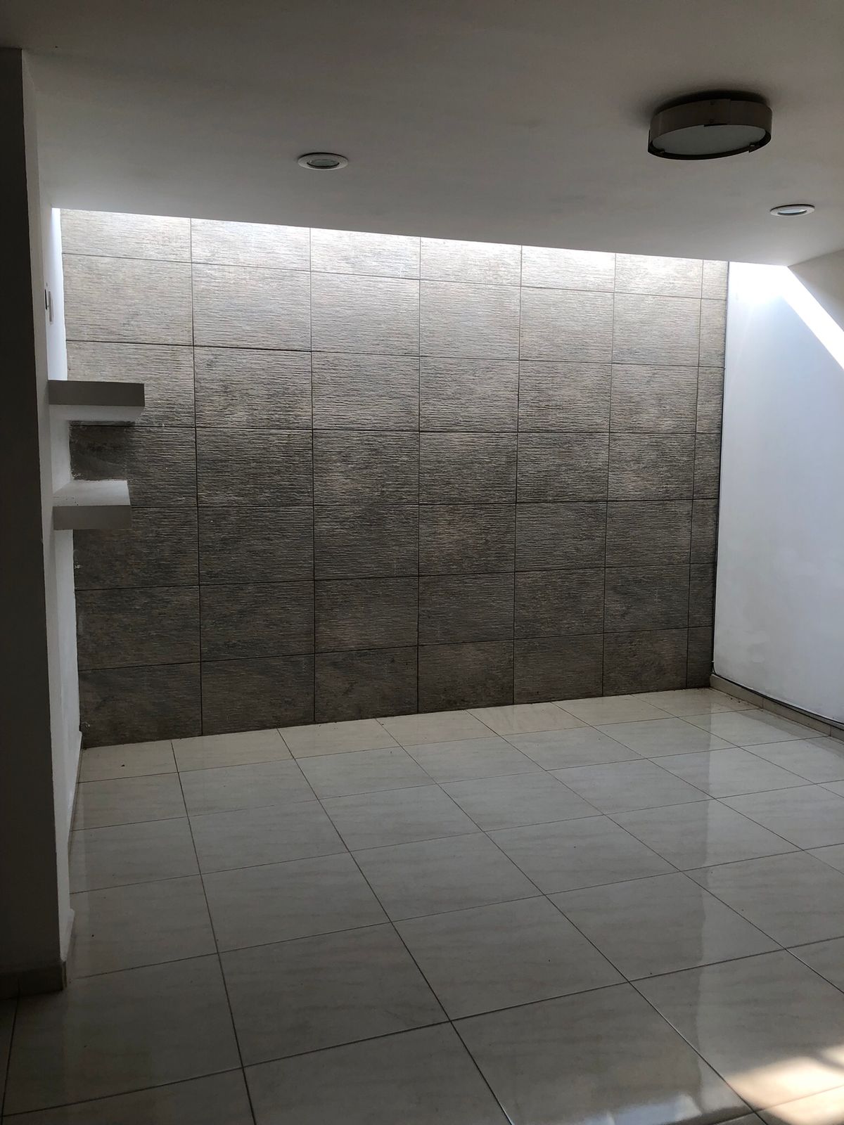 CASA EN RENTA EN FRACCIONAMIENTO LAS CRUCES ALTOZANO, MORELIA