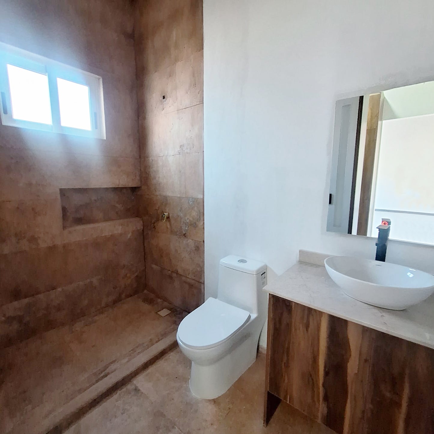 CASA INTELIGENTE EN VENTA EN EL PINAR ALTOZANO, MORELIA