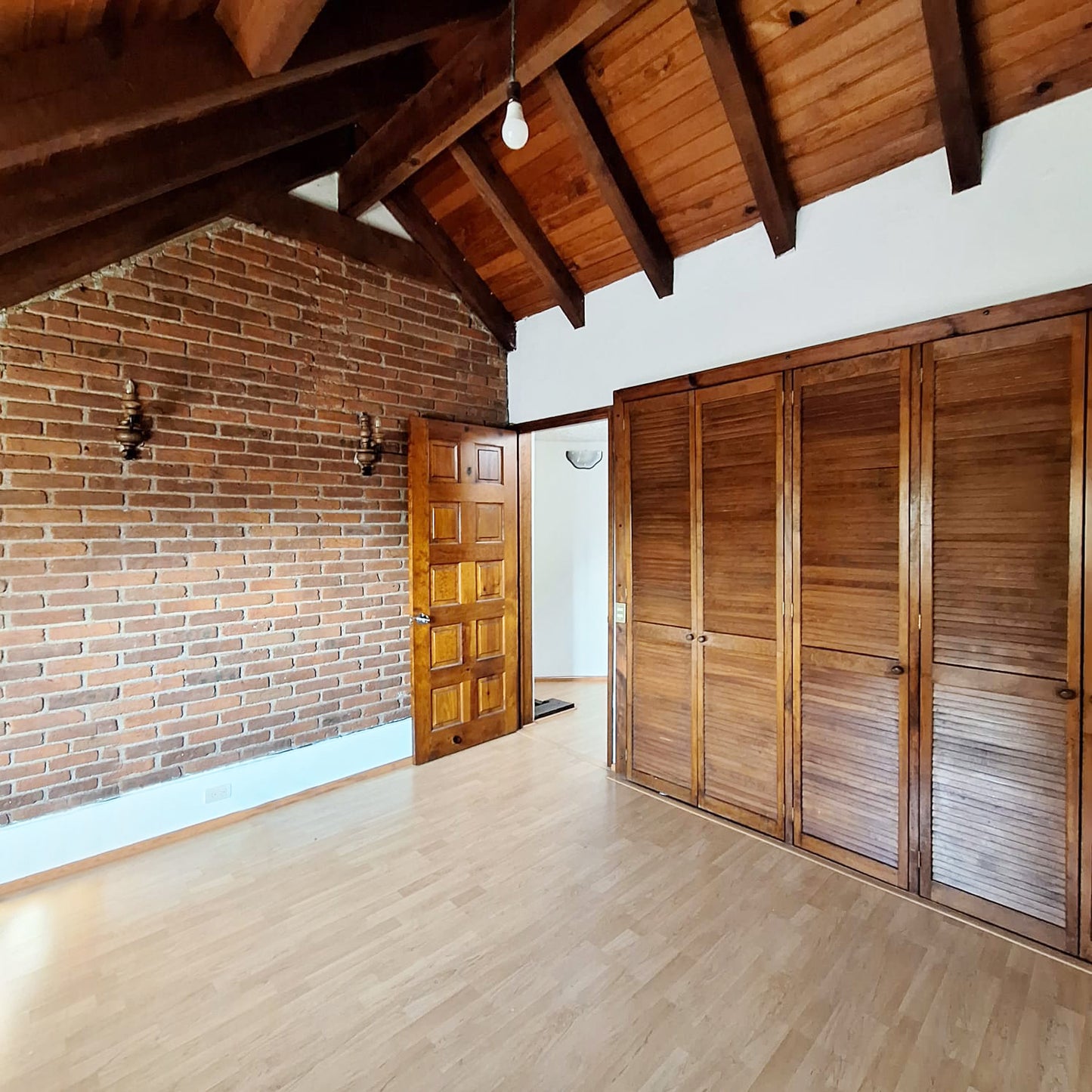 CASA EN RENTA EN CHAPULTEPEC SUR, MORELIA