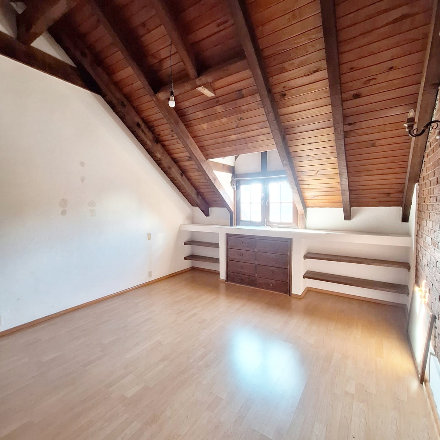 CASA EN RENTA EN CHAPULTEPEC SUR, MORELIA