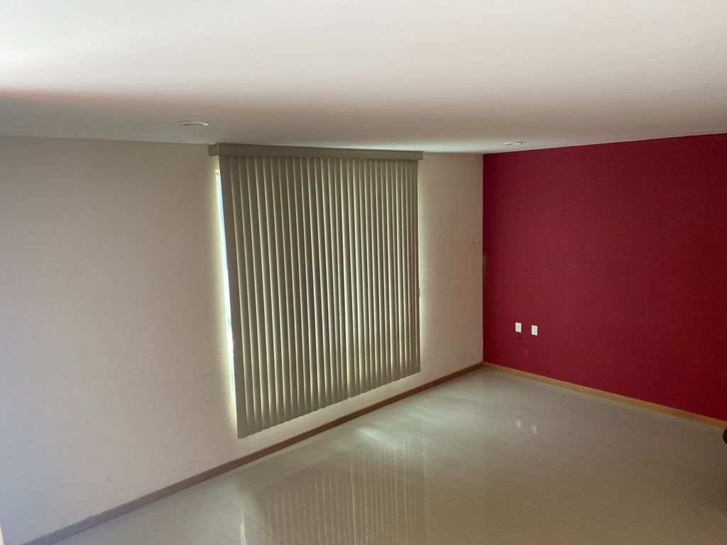 CASA EN VENTA EN FRACC. VENADOS ALTOZANO, MORELIA