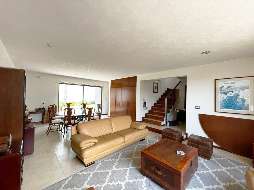 CASA EN VENTA EN JACARANDAS TRES MARIAS, MORELIA