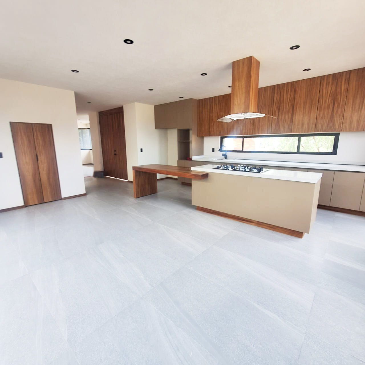 CASA EN VENTA EN PRADERAS ALTOZANO, MORELIA