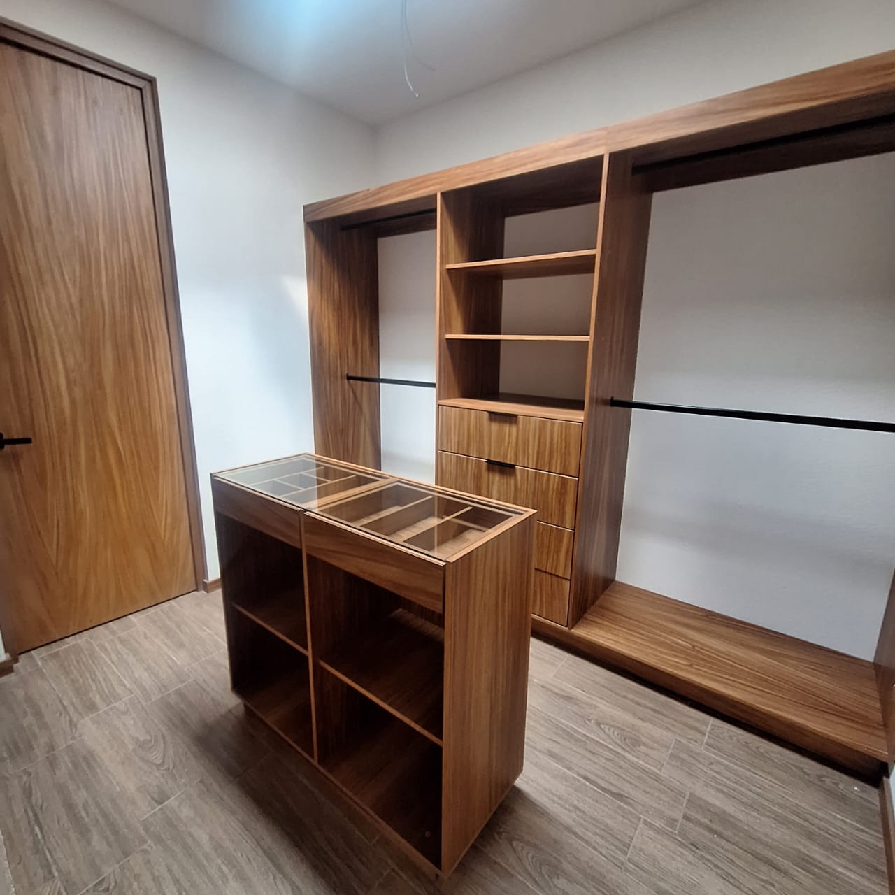 CASA EN VENTA EN PRADERAS ALTOZANO, MORELIA