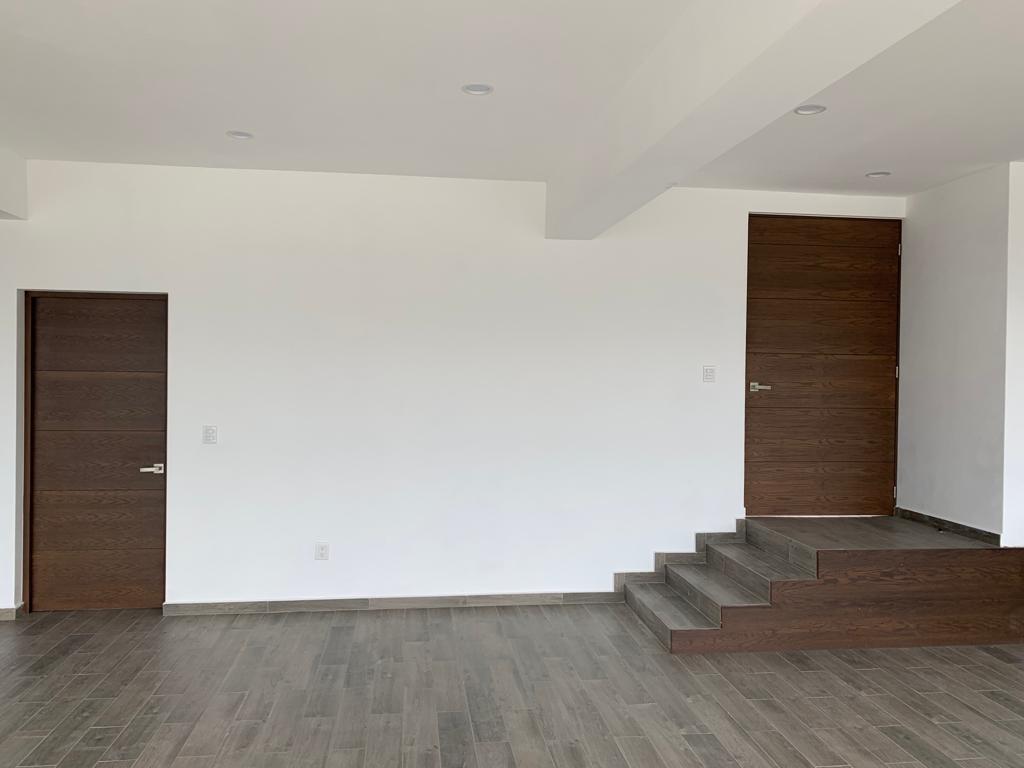 CASA EN RENTA EN LINDAVISTA TRES MARIAS, MORELIA