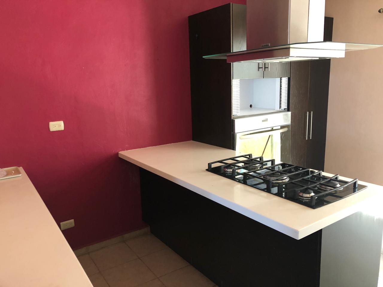 CASA EN VENTA EN PUERTO DE BUENAVISTA, MORELIA