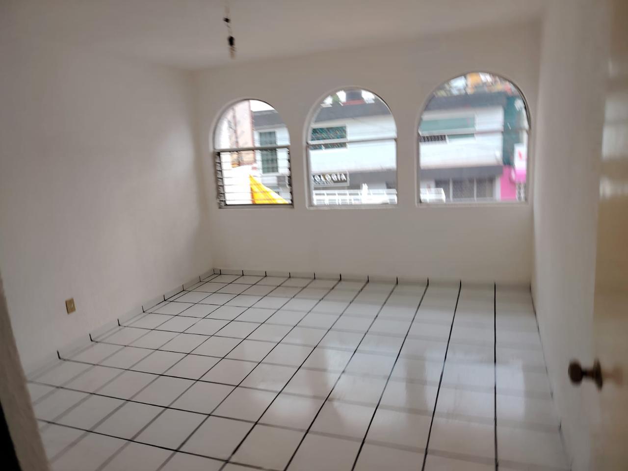 CASA EN VENTA EN FELIX IRETA, MORELIA