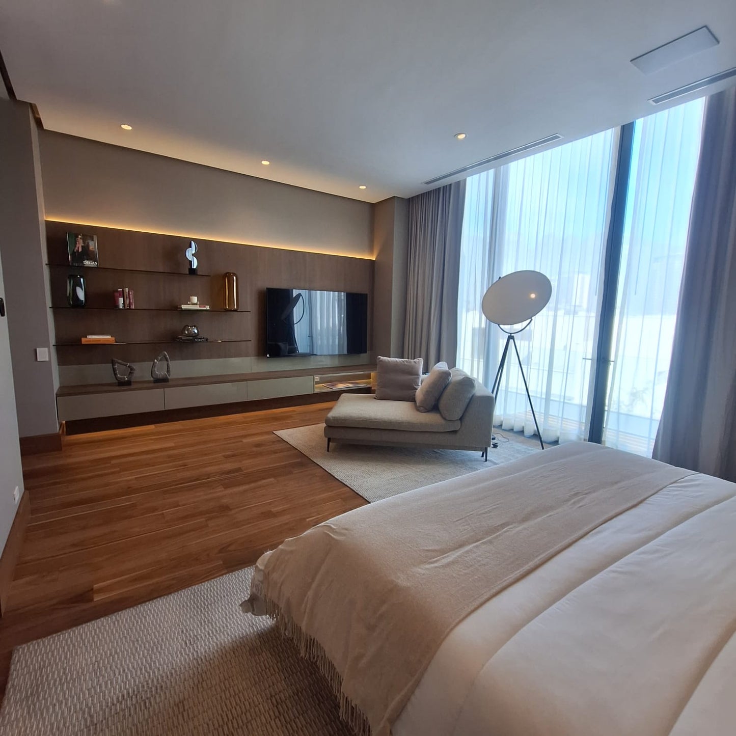 CASA RESIDENCIAL DE AUTOR AMUEBLADA EN VENTA EN RESIDENCIAL CORDILLERA SANTA CATARINA, NUEVO LEON