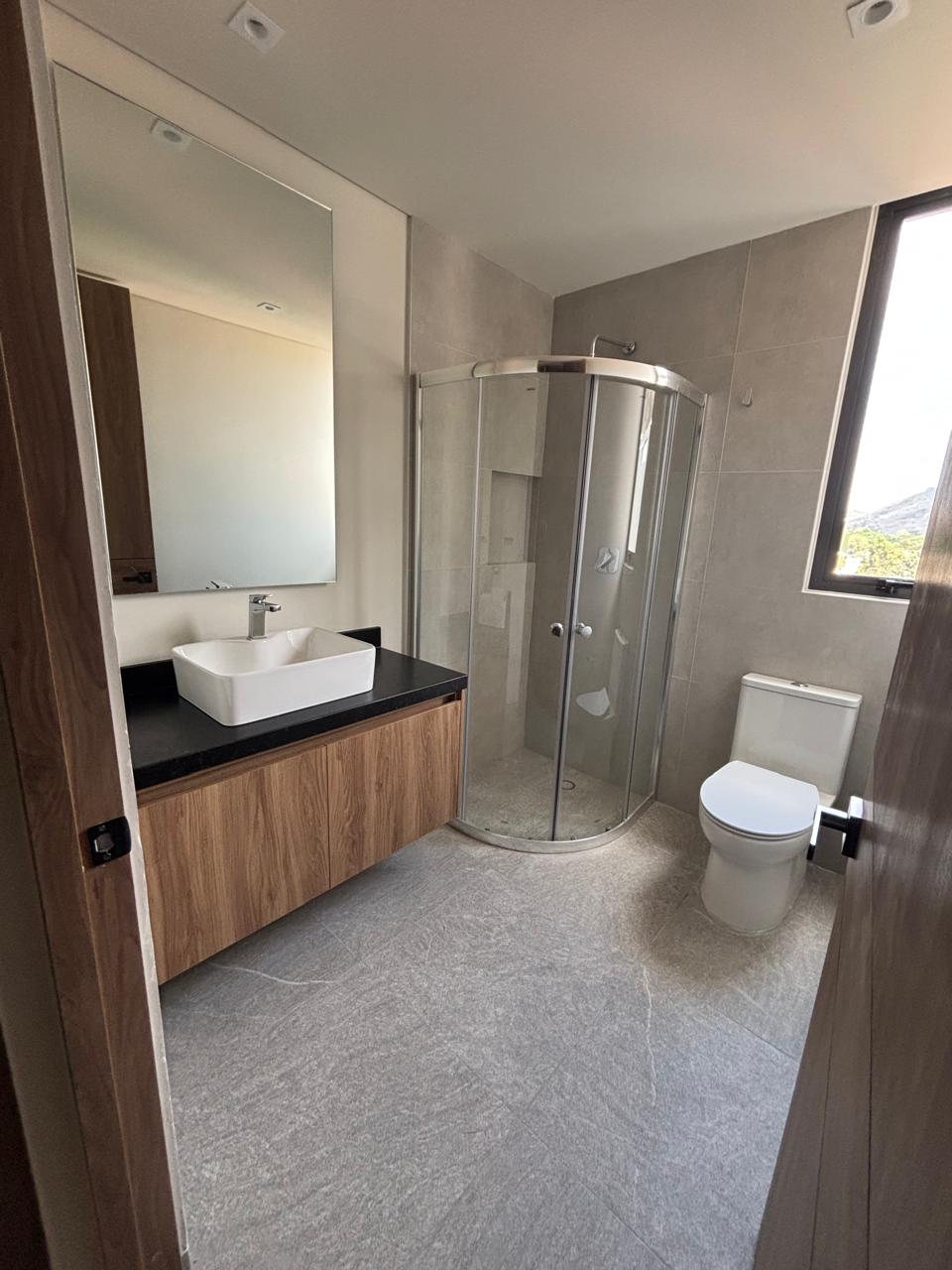 DEPARTAMENTO EN RENTA EN BOSQUES CAMELINAS, MORELIA