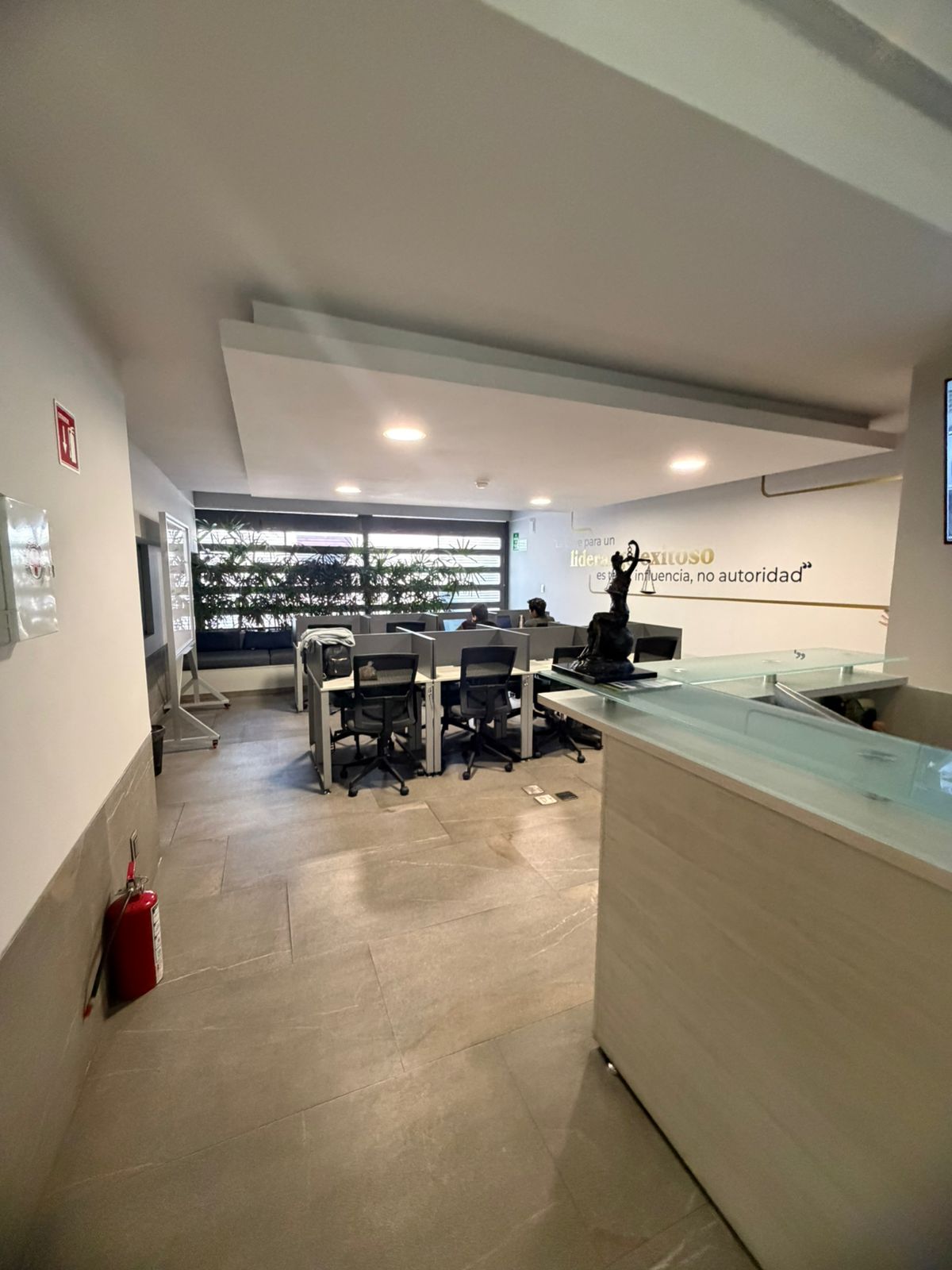 EDIFICIO AMUEBLADO EN VENTA EN LA LOMA, MORELIA