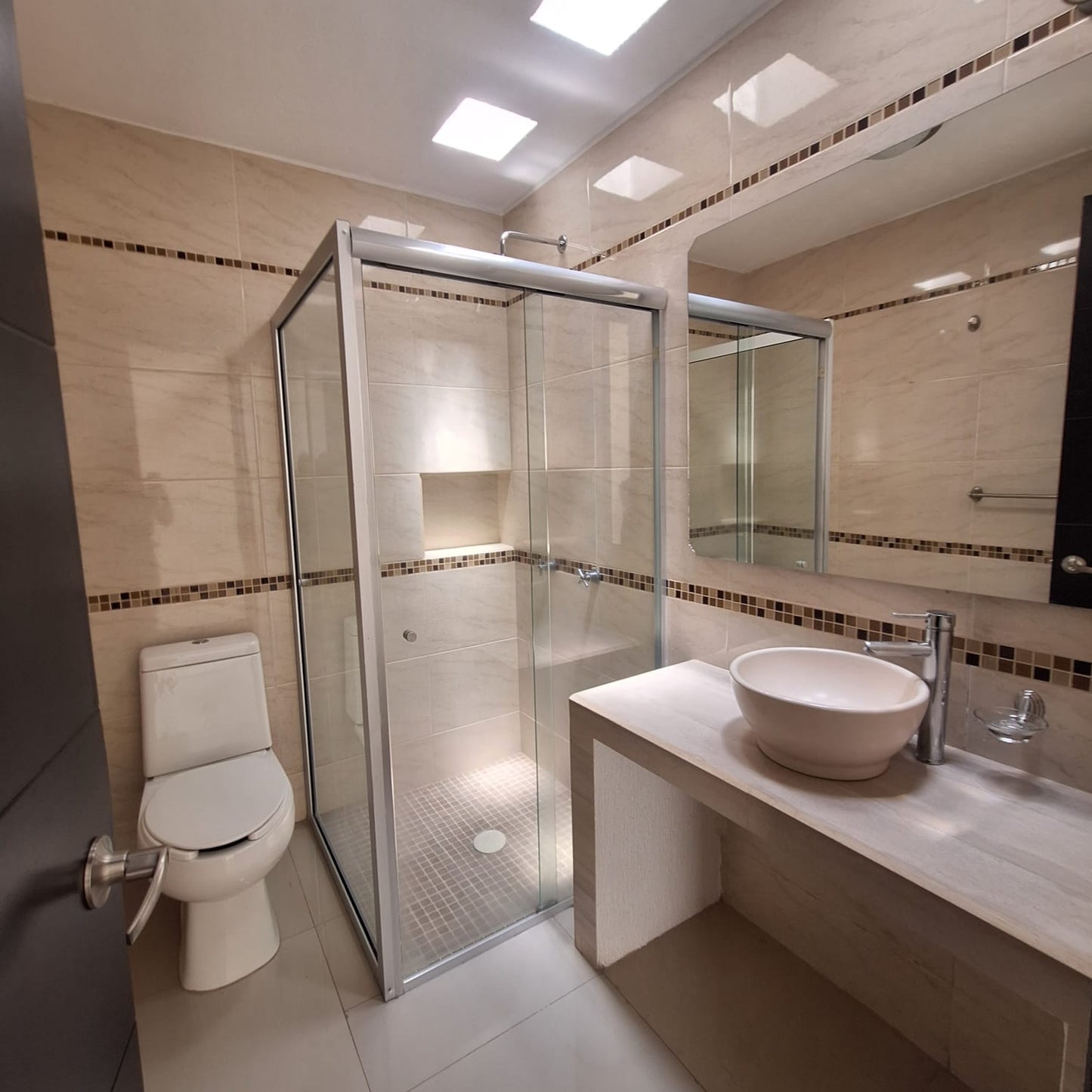 CASA EN VENTA EN PASEO DE LAS AGUILAS ALTOZANO, MORELIA