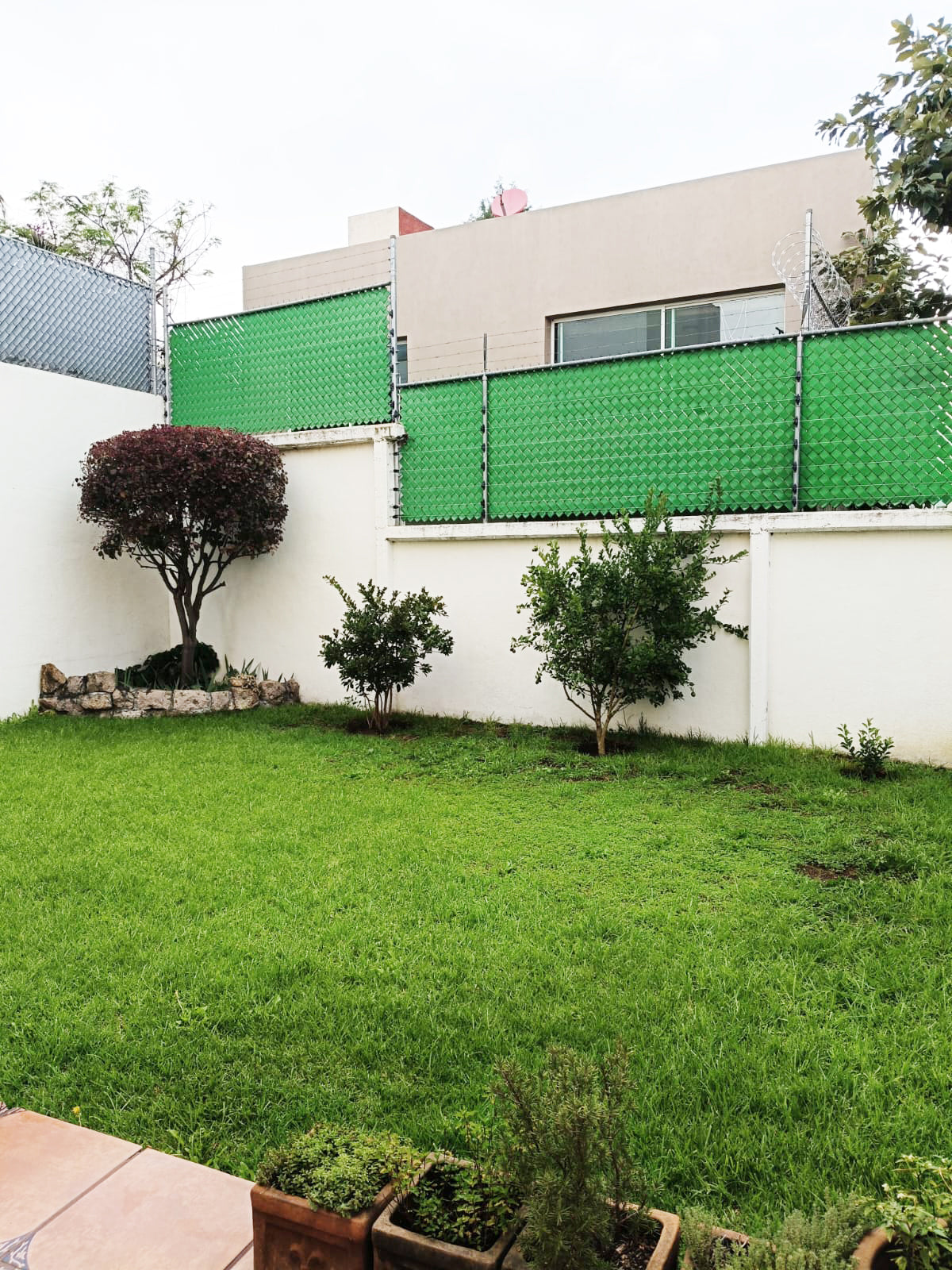CASA EN VENTA/RENTA EN JARDINES DEL VALLE ALTOZANO, MORELIA