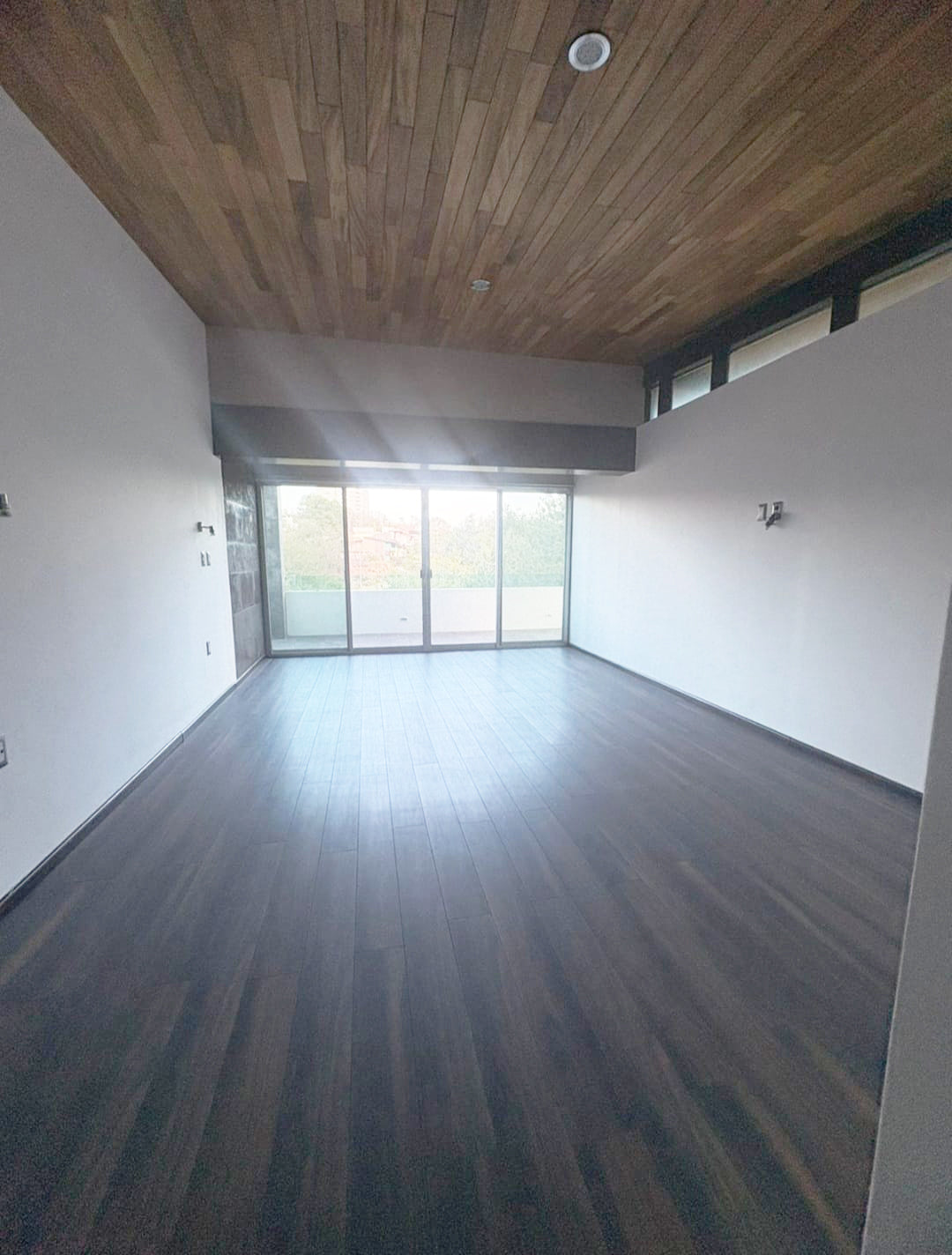 CASA EN RENTA EN CLUB Y DENTRO DEL CAMPO DE GOLF ALTOZANO, MORELIA