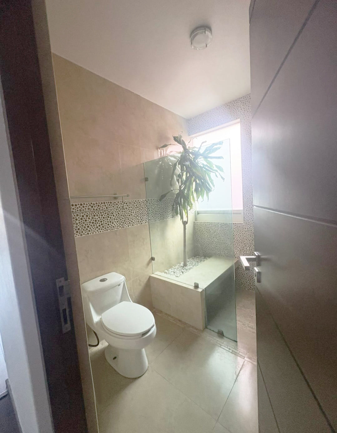 CASA EN RENTA EN CLUB Y DENTRO DEL CAMPO DE GOLF ALTOZANO, MORELIA