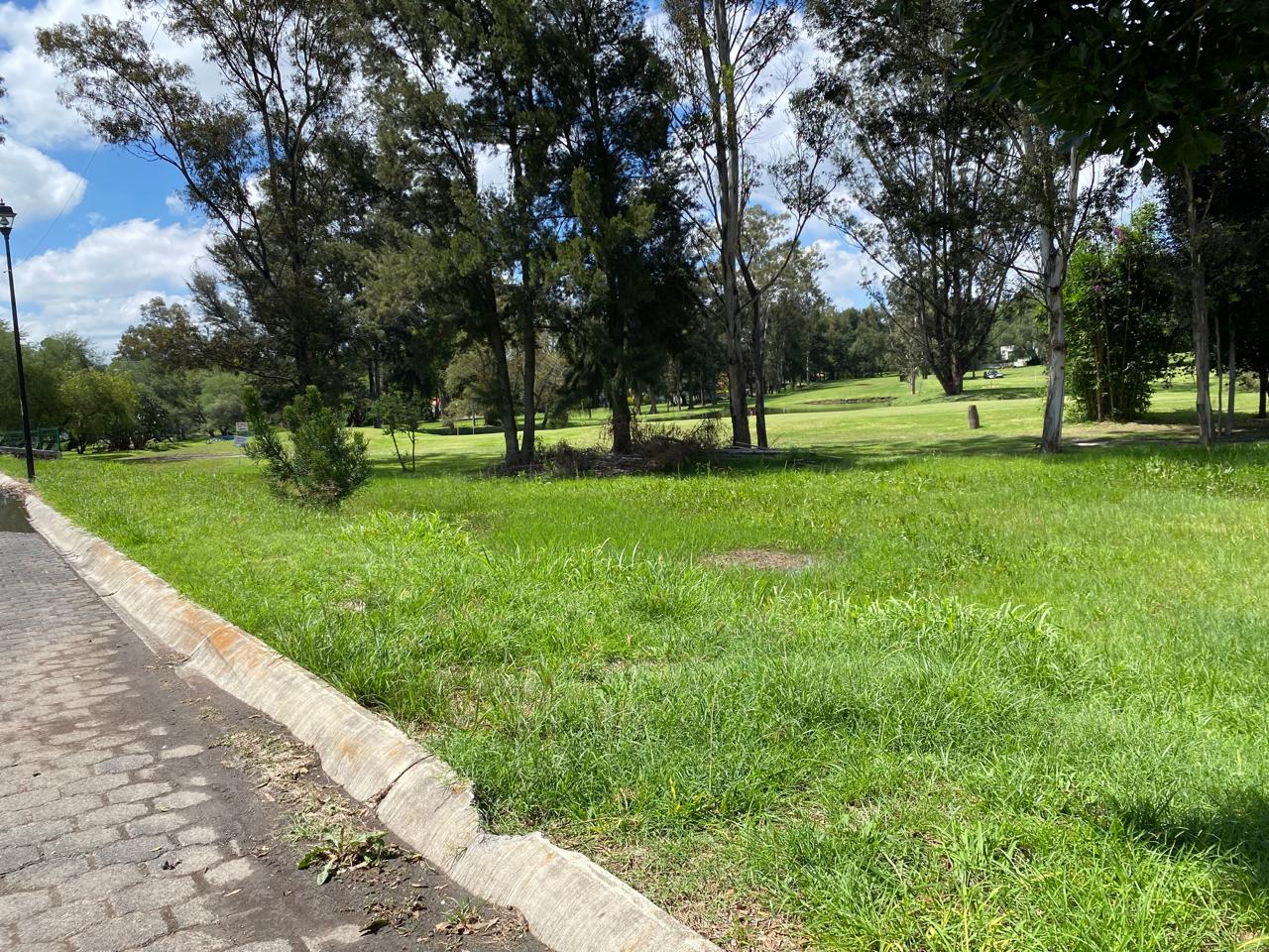 TERRENO EN VENTA EN CLUB ERANDENI, MORELIA