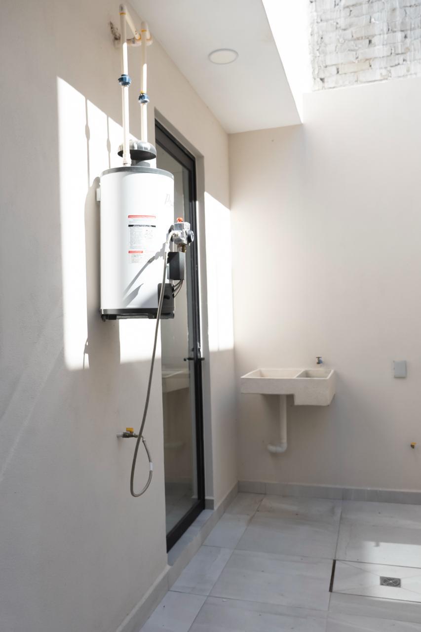 CASA EN VENTA EN CAÑADAS DEL BOSQUE TRES MARIAS, MORELIA