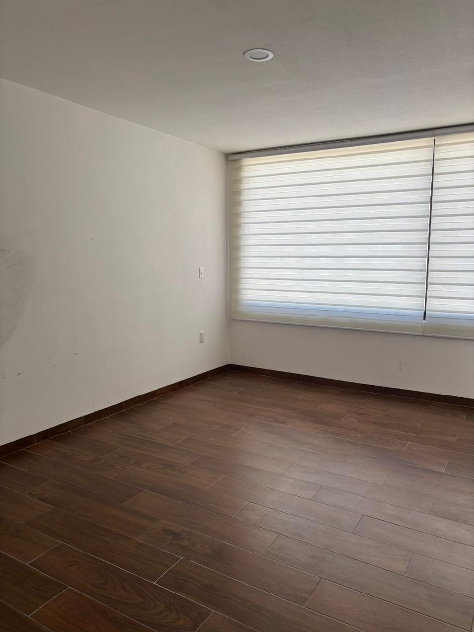 CASA EN VENTA EN PUERTA MADERO, MORELIA