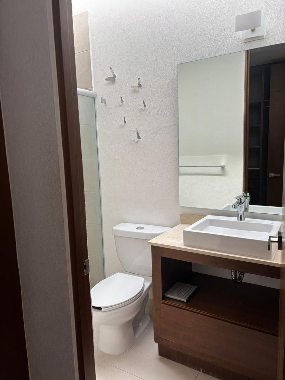 CASA EN VENTA EN PUERTA MADERO, MORELIA
