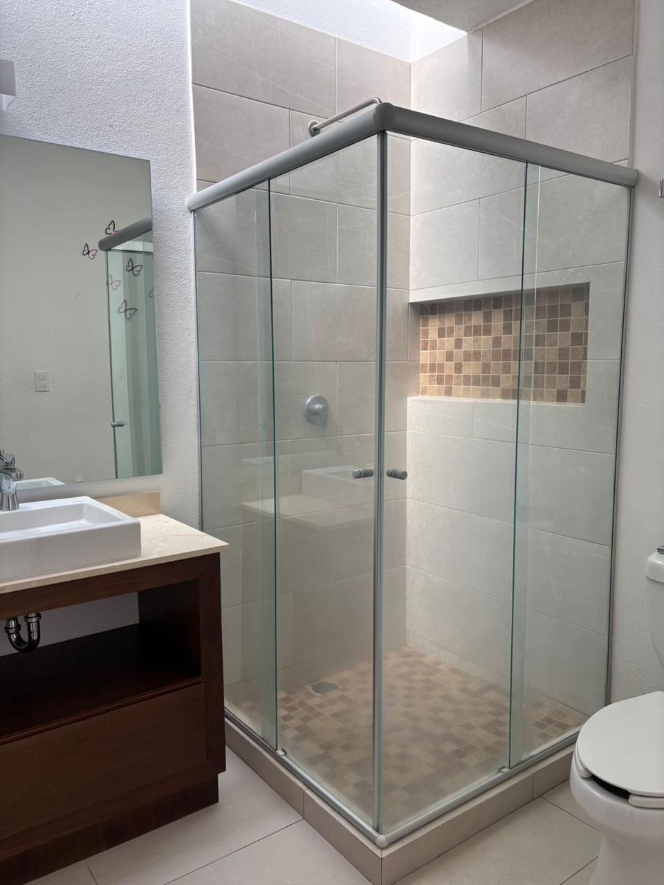 CASA EN VENTA EN PUERTA MADERO, MORELIA