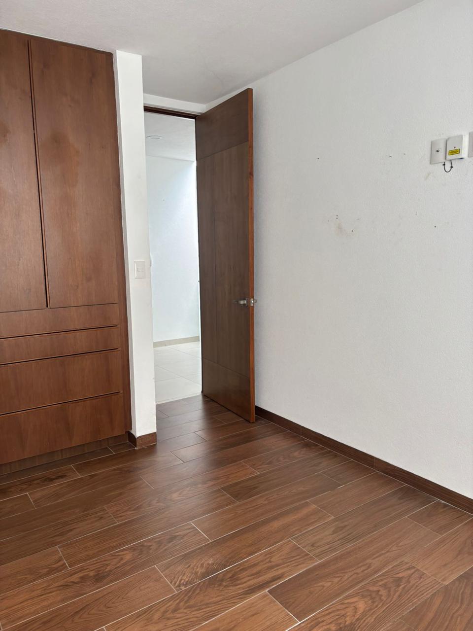 CASA EN VENTA EN PUERTA MADERO, MORELIA