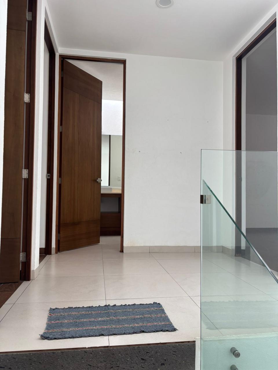 CASA EN VENTA EN PUERTA MADERO, MORELIA
