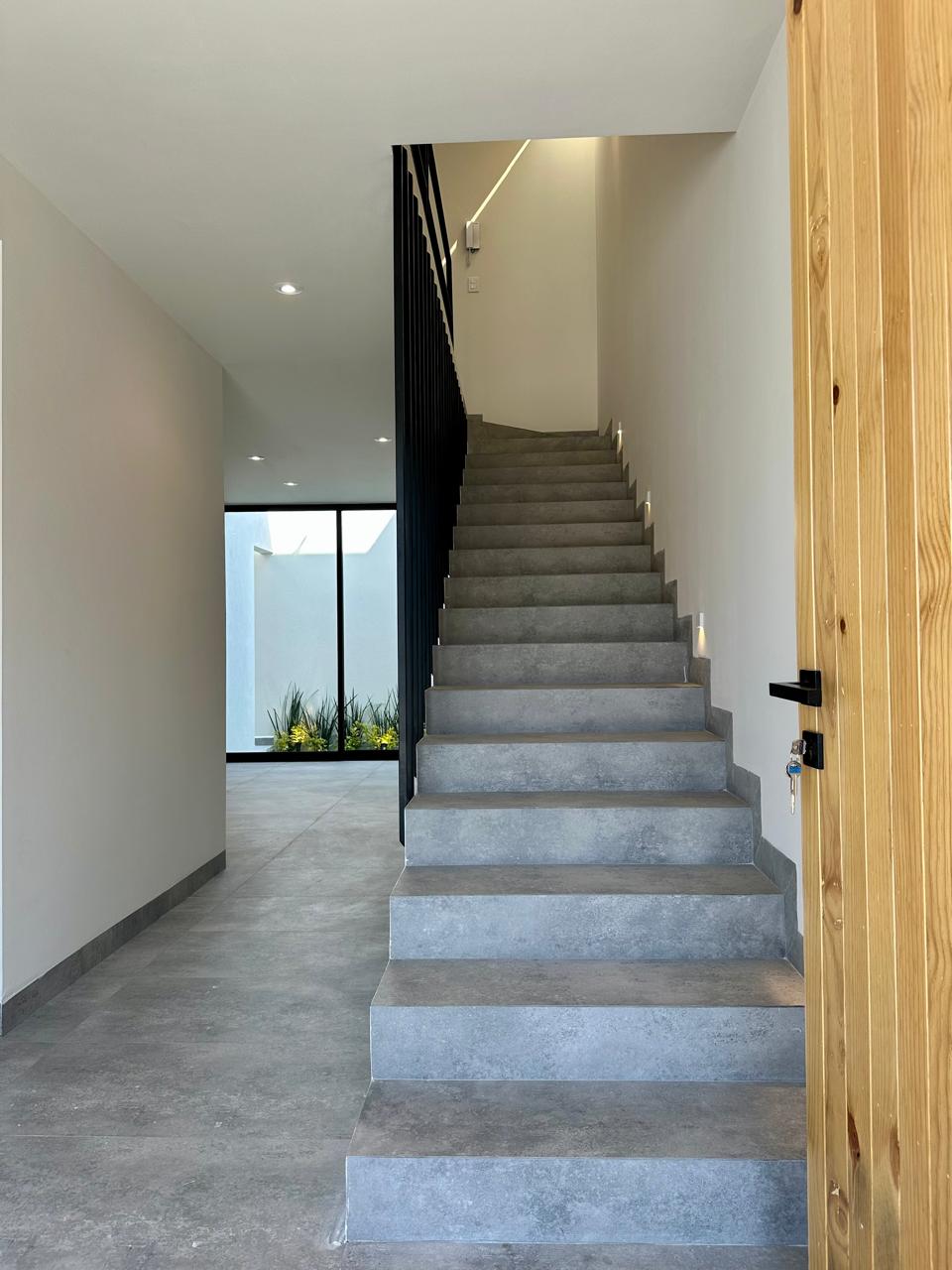 CASA EN VENTA EN PUERTA TRES MARIAS NORTE, MORELIA