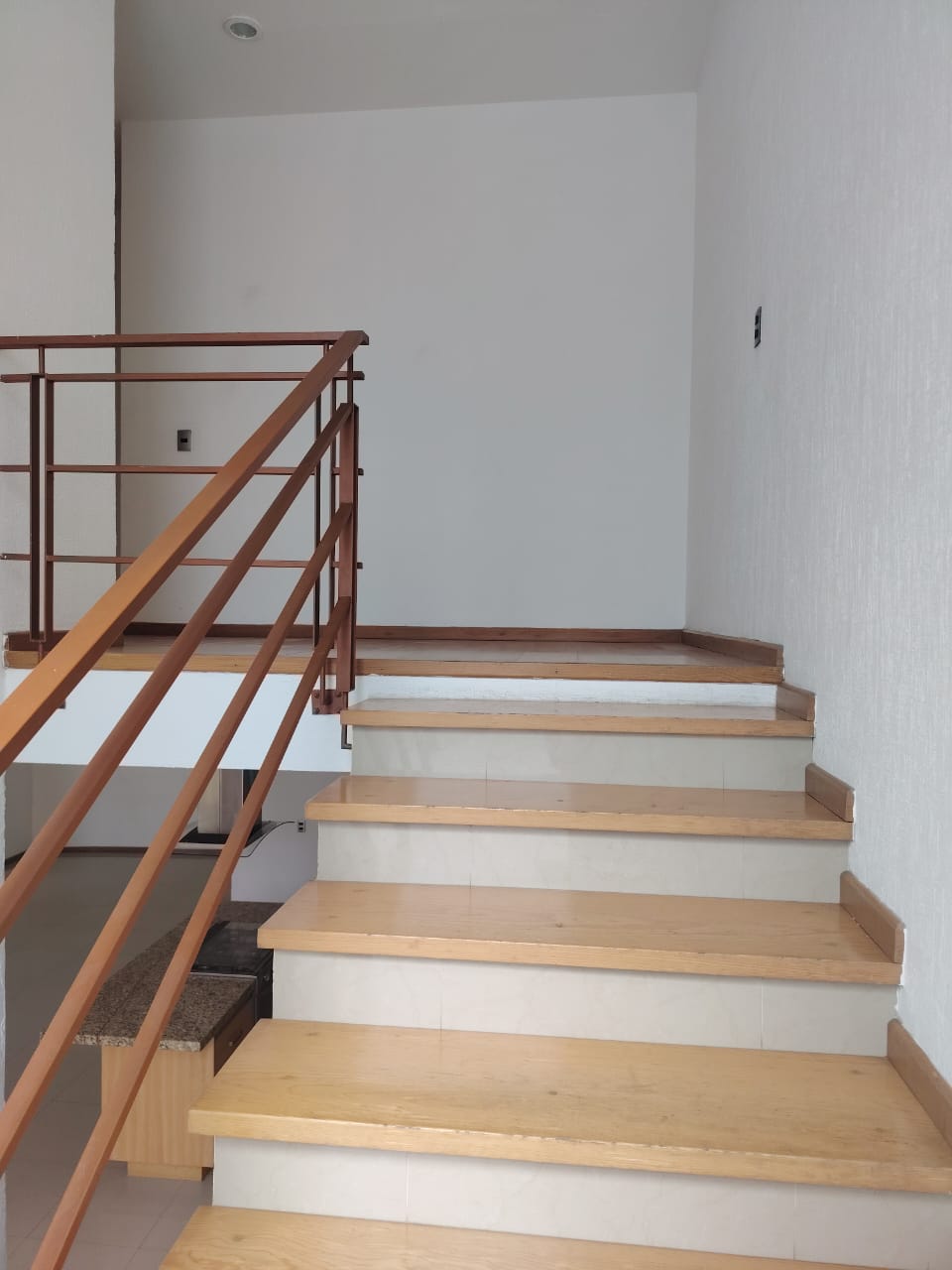 CASA EN VENTA EN ALTOZANO, MORELIA