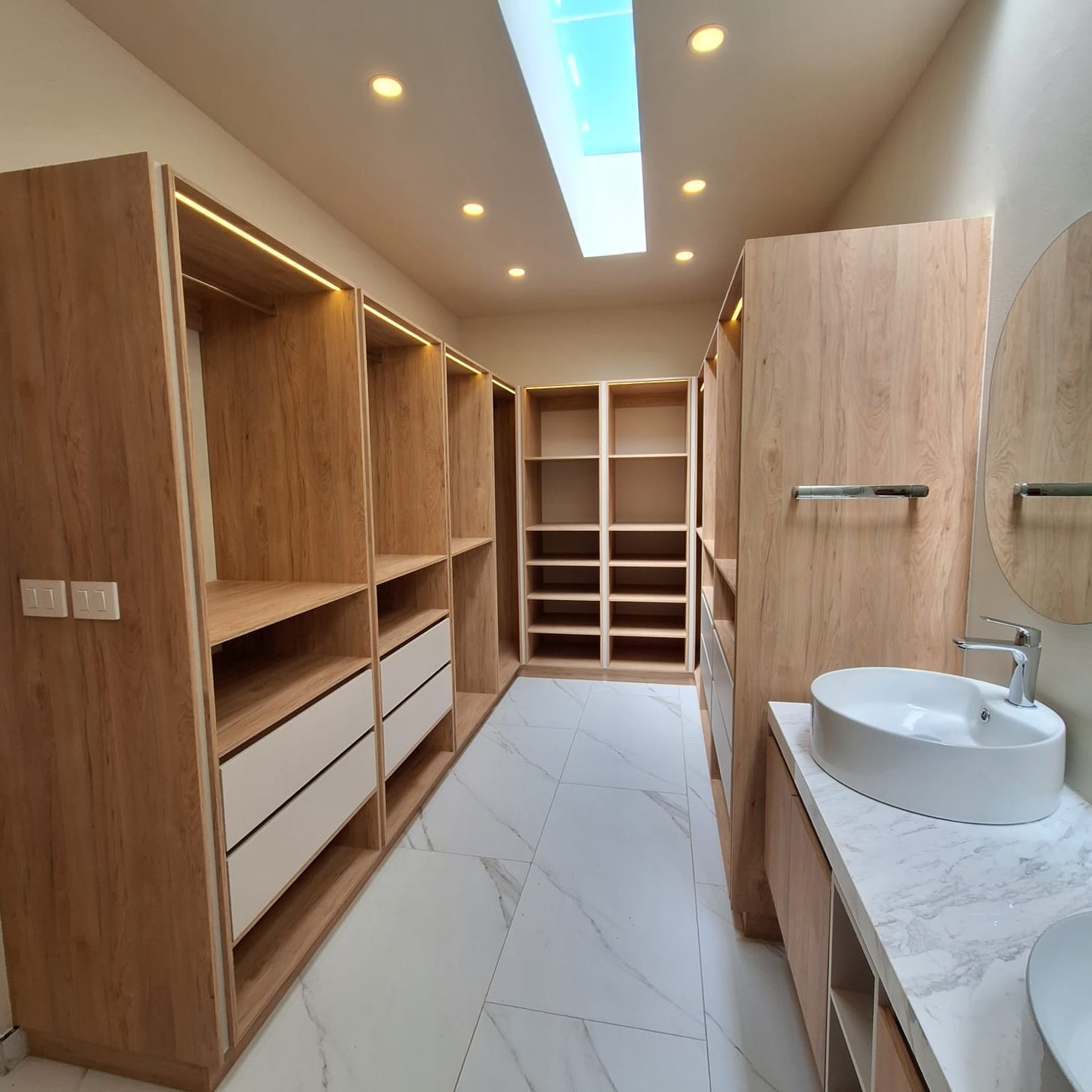 CASA EN VENTA EN RIO ALTOZANO, MORELIA