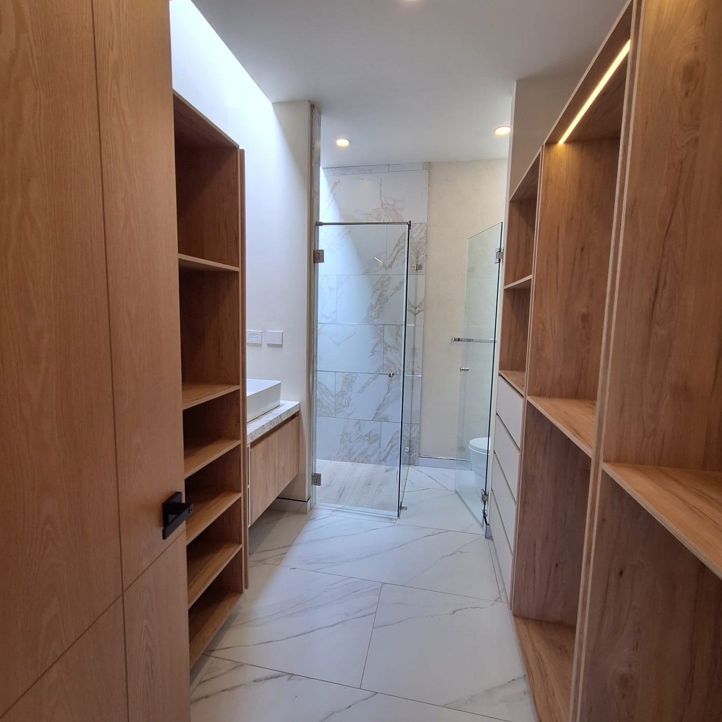 CASA EN VENTA EN RIO ALTOZANO, MORELIA