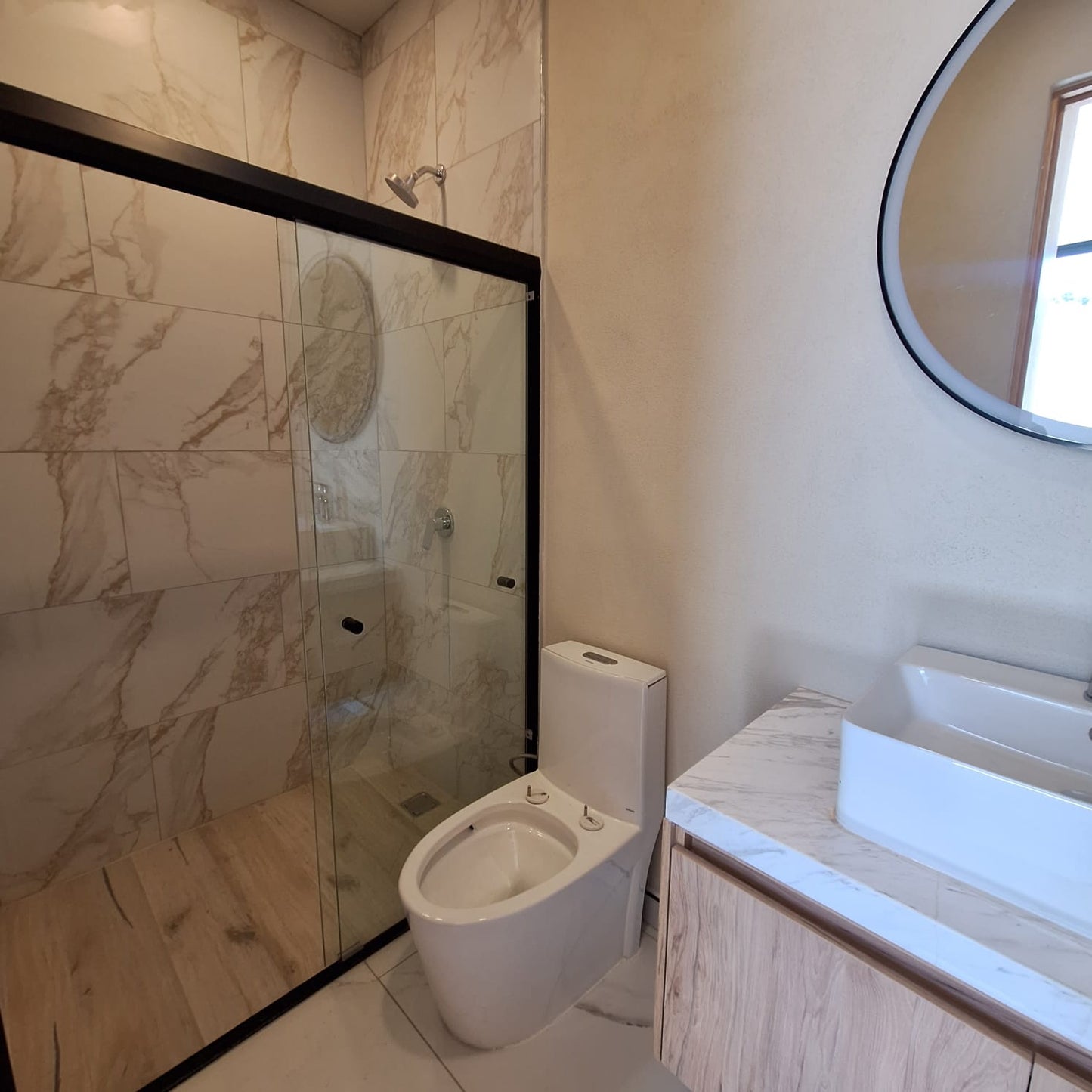 CASA EN VENTA EN RIO ALTOZANO, MORELIA