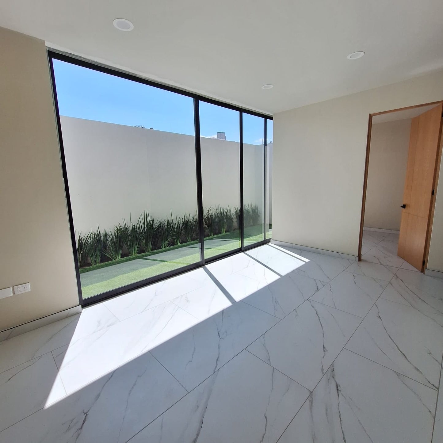 CASA EN VENTA EN RIO ALTOZANO, MORELIA
