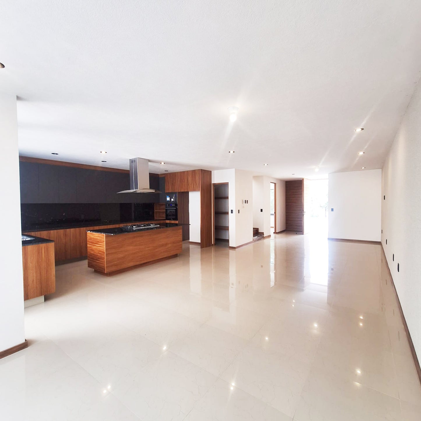 CASA EN VENTA EN FAISANES ALTOZANO, MORELIA