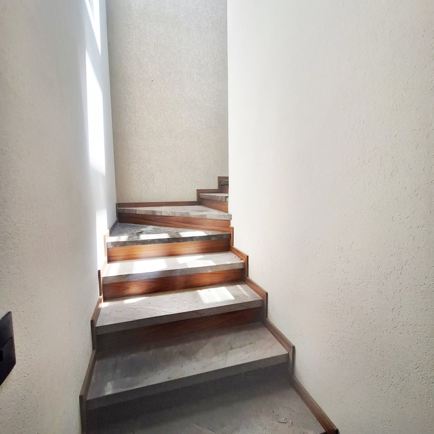 CASA EN VENTA EN RINCON DE LA MONTAÑA, MORELIA
