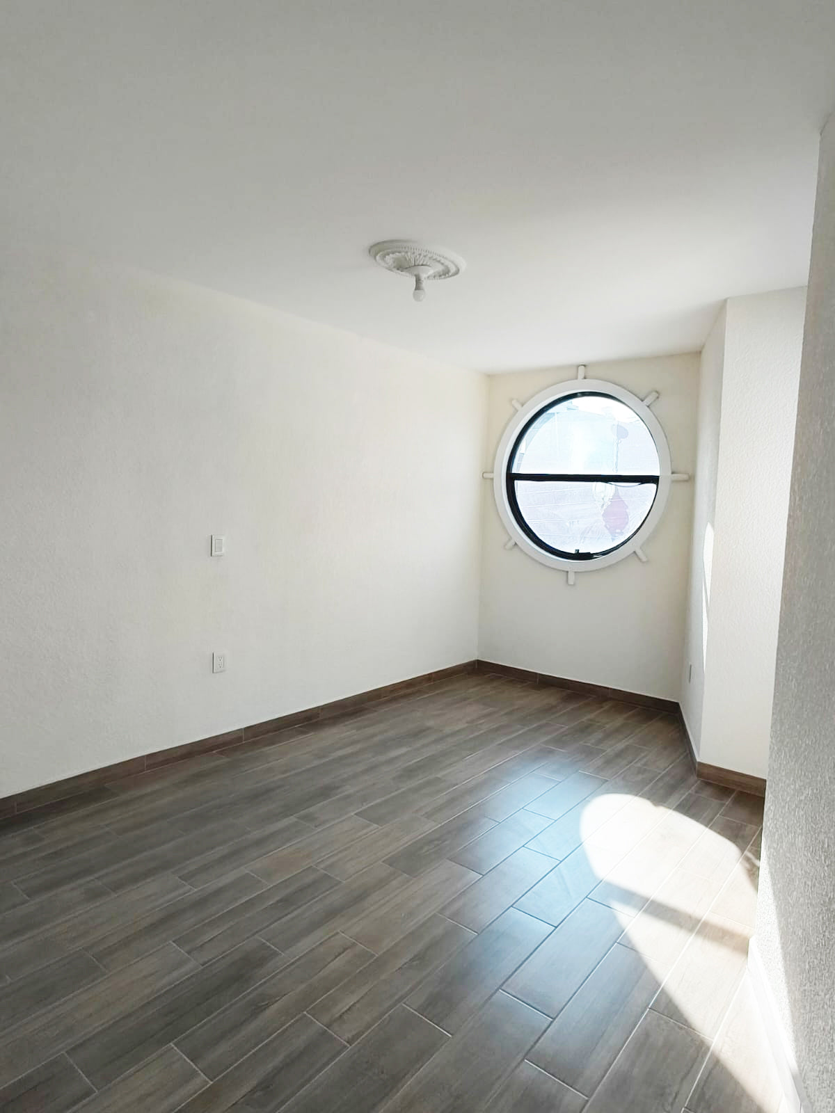 CASA EN VENTA ATRAS DEL COSTCO, MORELIA