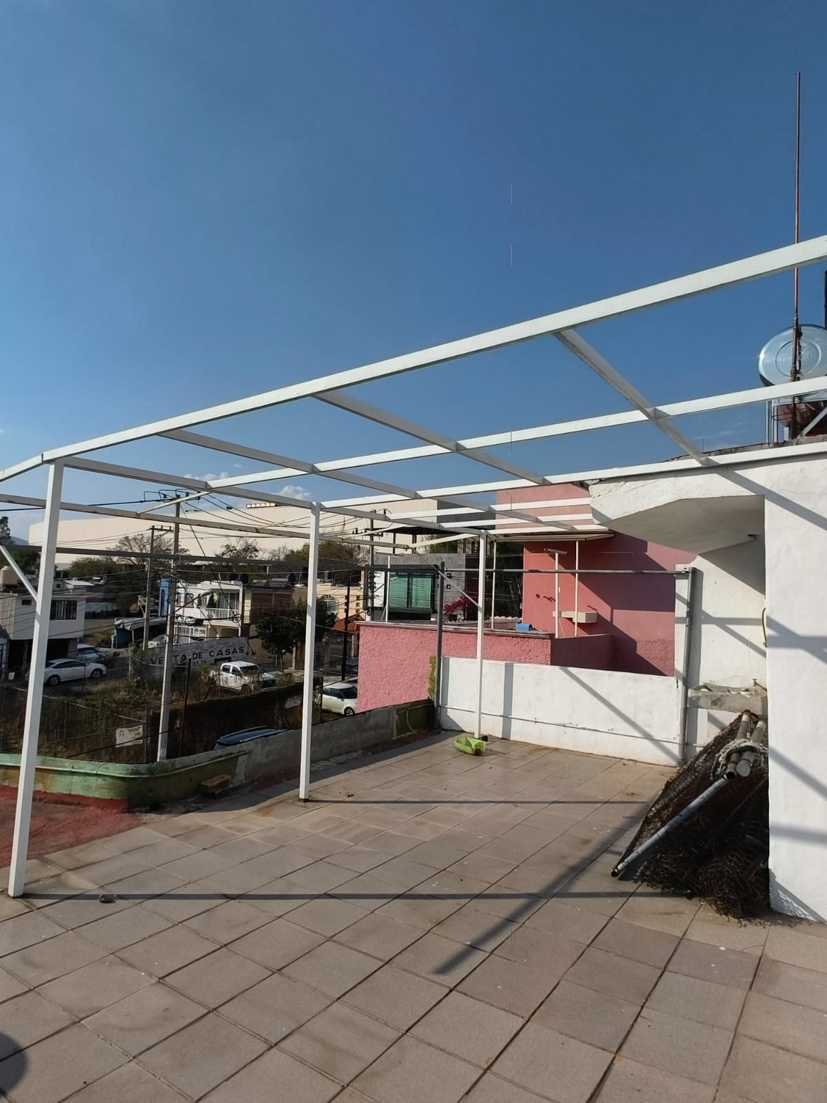 CASA EN VENTA ATRAS DEL COSTCO, MORELIA