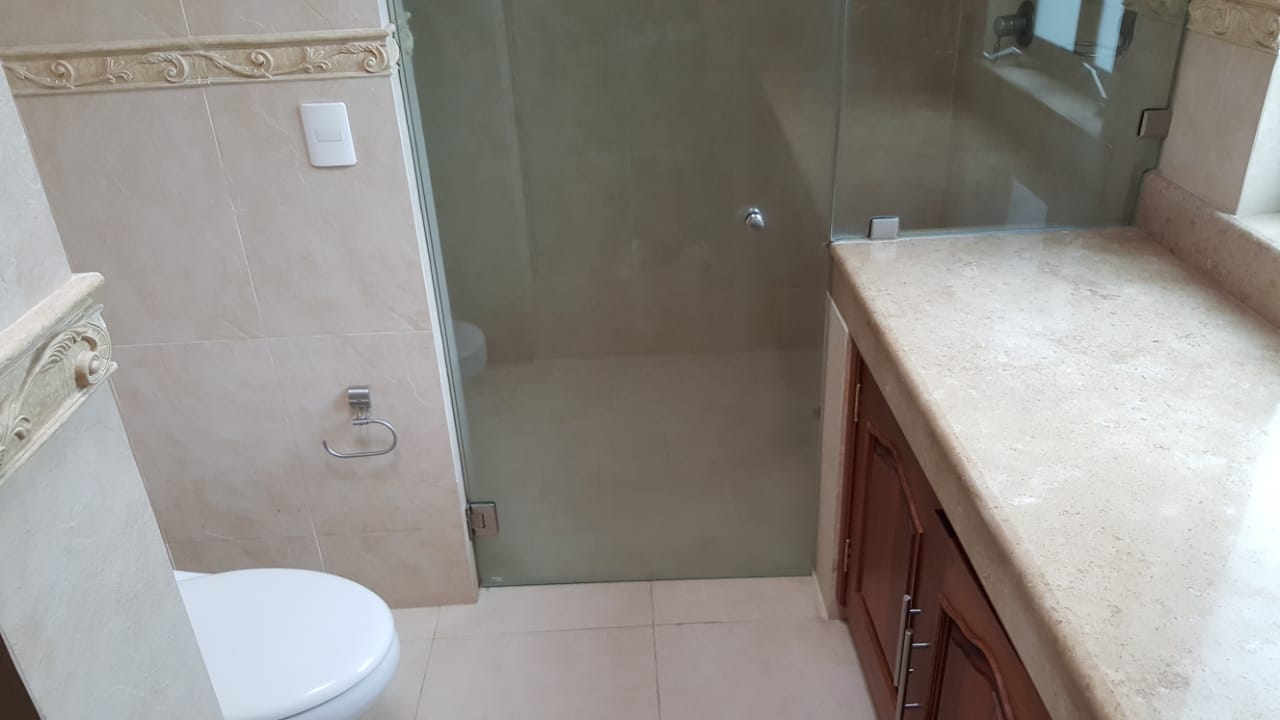 CASA EN VENTA EN PRADOS DEL CAMPESTRE, MORELIA