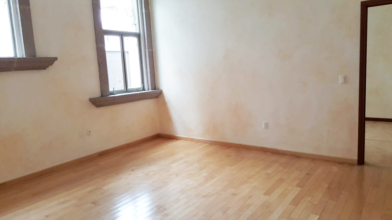 CASA EN VENTA EN PRADOS DEL CAMPESTRE, MORELIA