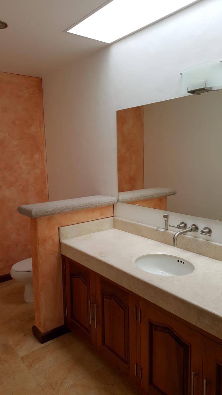 CASA EN VENTA EN PRADOS DEL CAMPESTRE, MORELIA