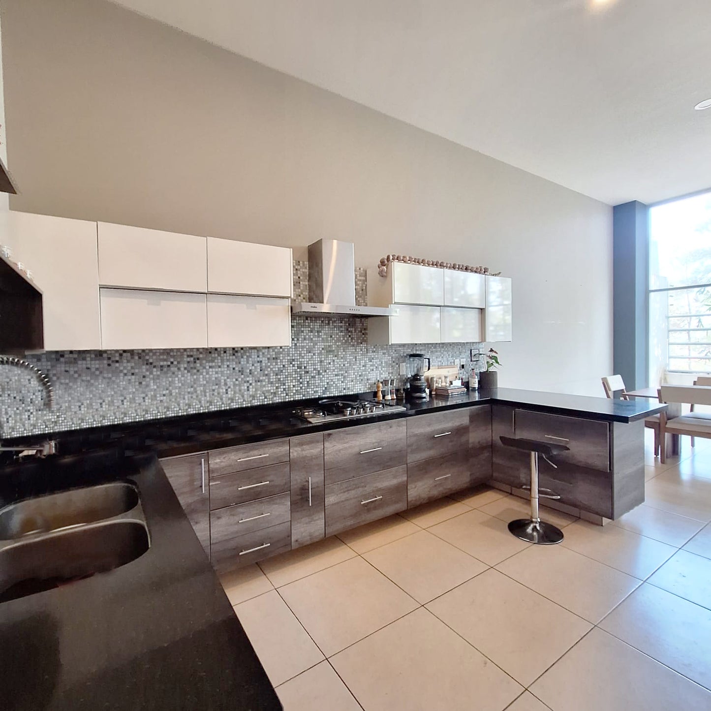 CASA EN VENTA EN ZORROS ALTOZANO, MORELIA