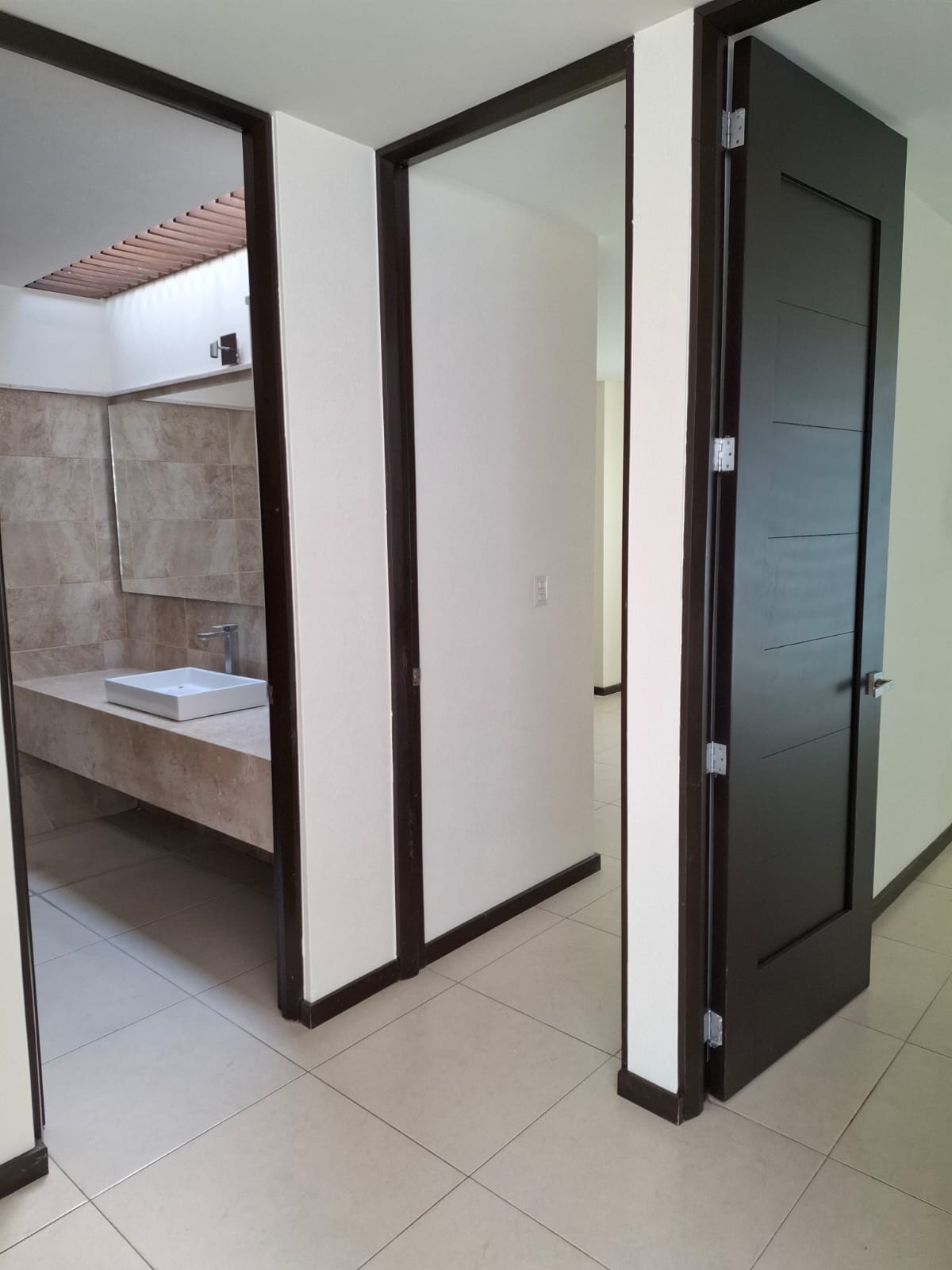 CASA EN RENTA EN AGUILAS ALTOZANO, MORELIA