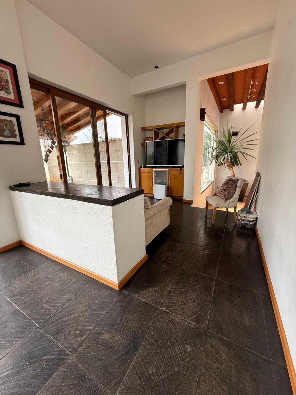 CASA RESIDENCIAL EN VENTA EN VILLA LOMAS DEL PARAISO, MORELIA