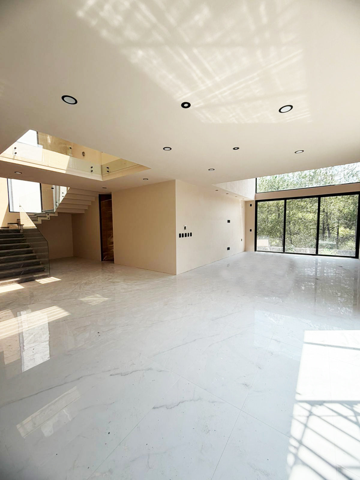 CASA EN VENTA EN CLUB Y DENTRO DEL CAMPO DE GOLF ALTOZANO, MORELIA