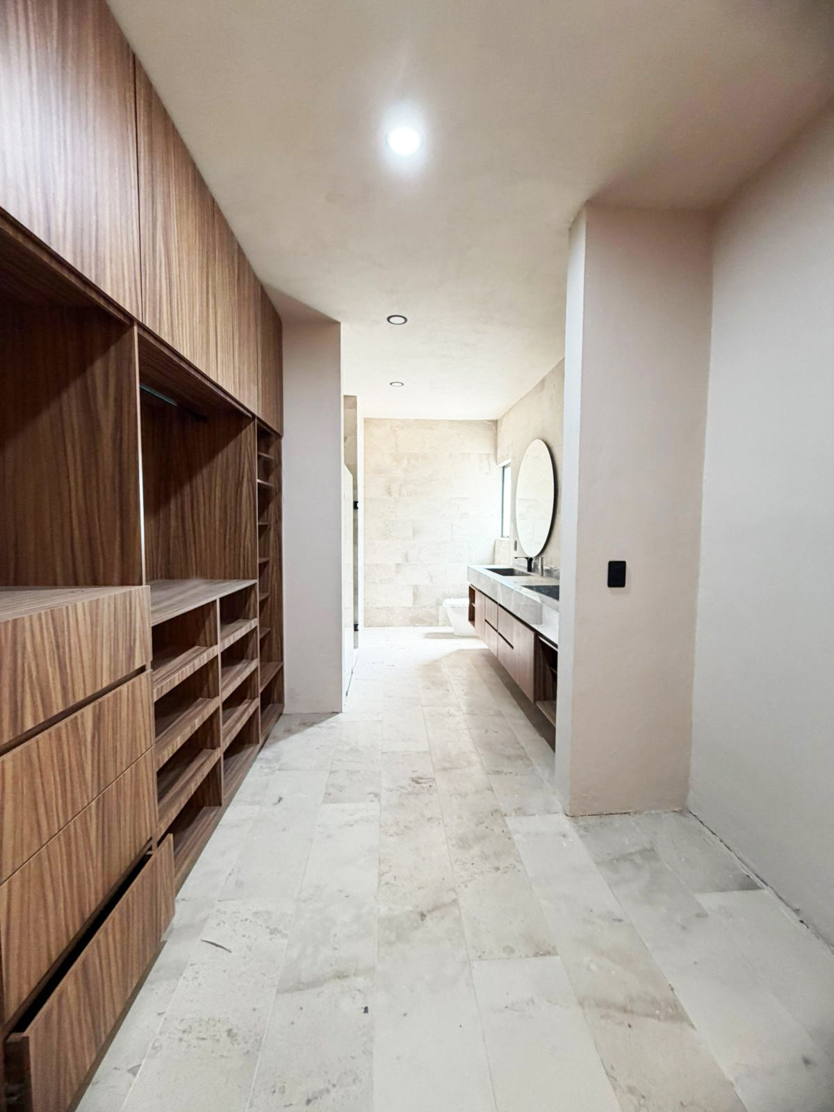 CASA EN VENTA EN CLUB Y DENTRO DEL CAMPO DE GOLF ALTOZANO, MORELIA