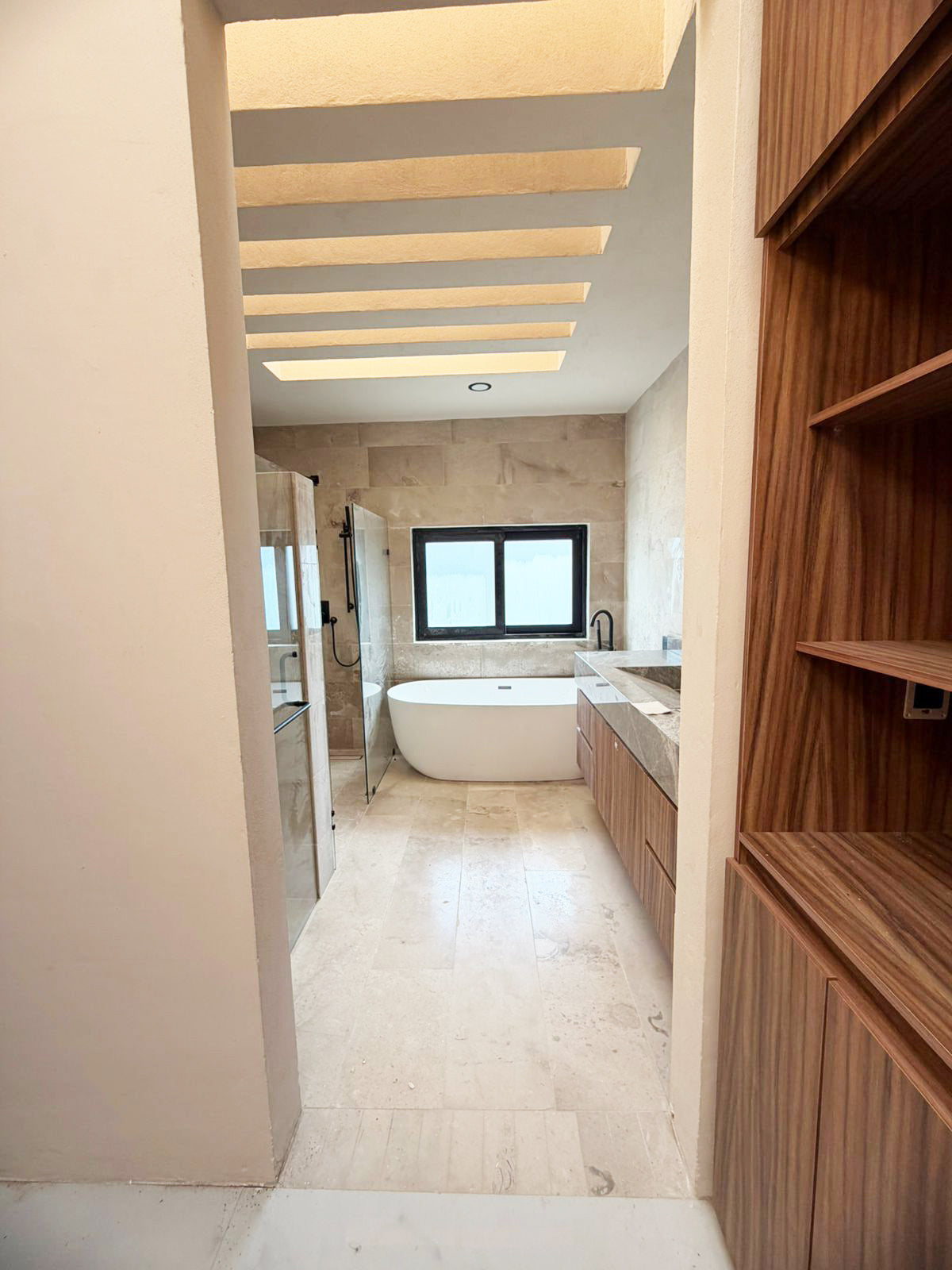 CASA EN VENTA EN CLUB Y DENTRO DEL CAMPO DE GOLF ALTOZANO, MORELIA