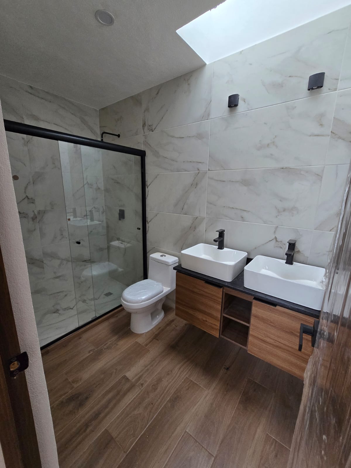 CASA EN VENTA EN CAÑADAS DEL BOSQUE TRES MARIAS, MORELIA