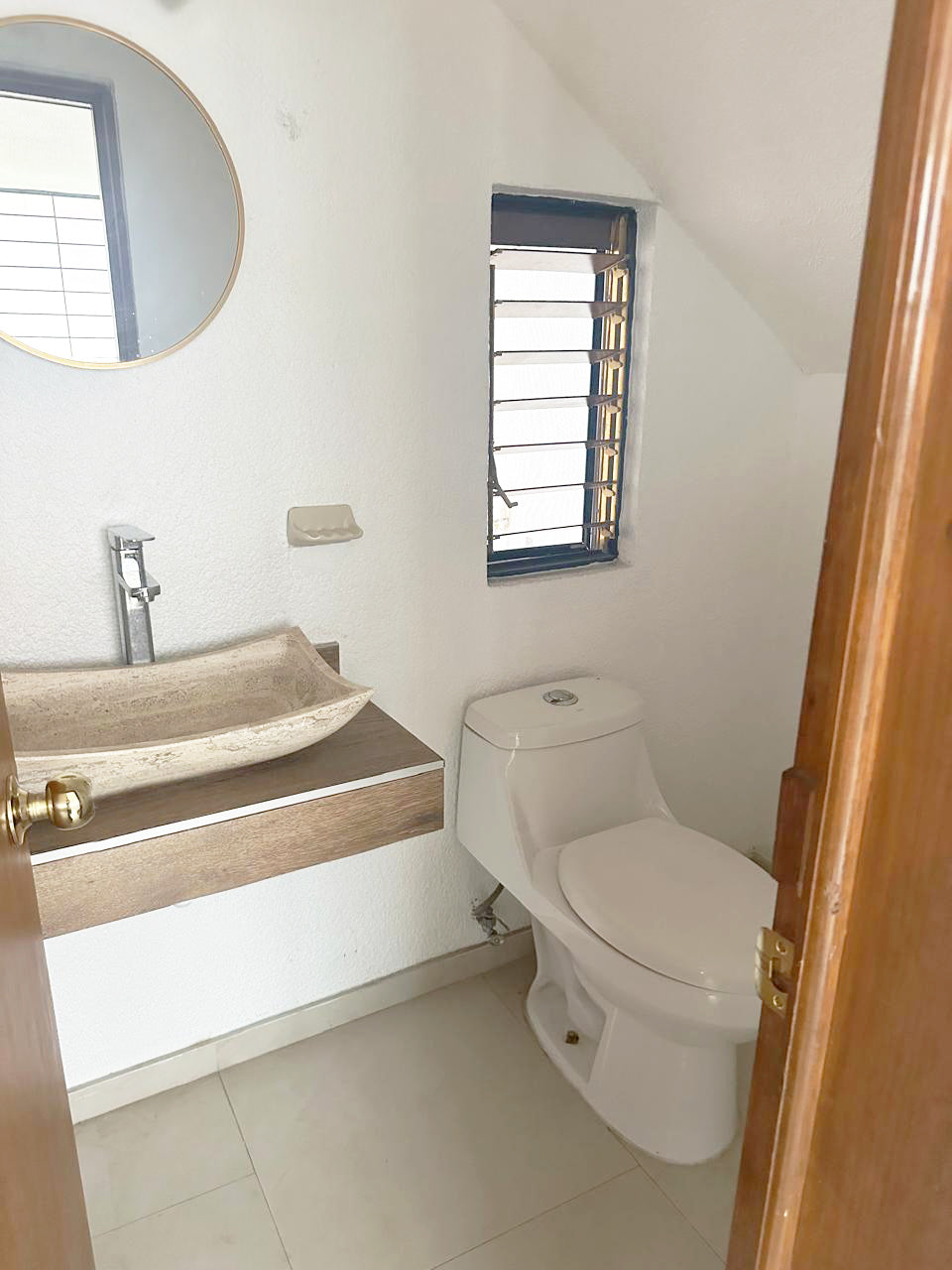 CASA EN VENTA EN FELIX IRETA, MORELIA