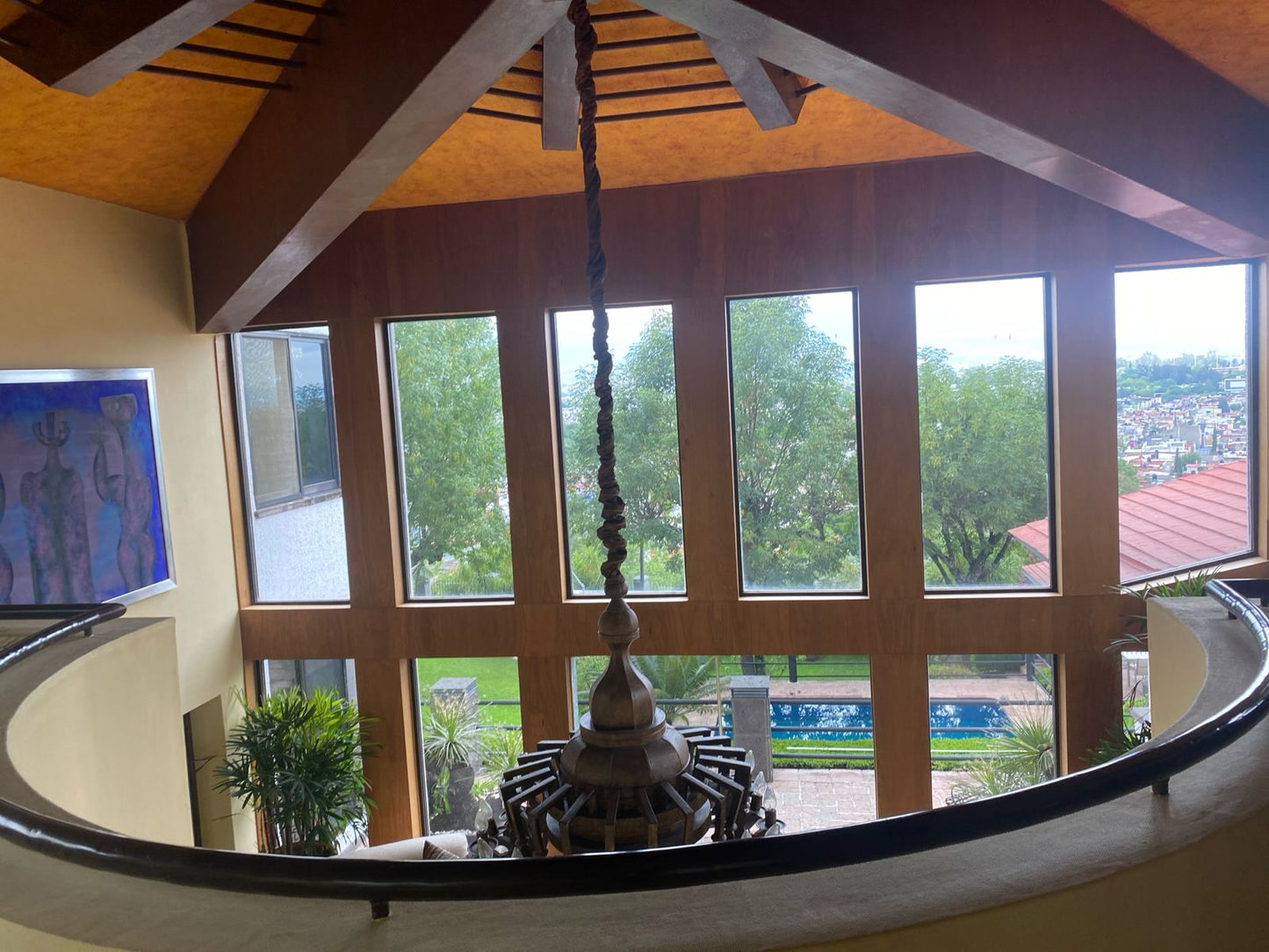 CASA RESIDENCIAL DE LUJO EN VENTA EN ALBERTO OVIEDO MOTA, MORELIA