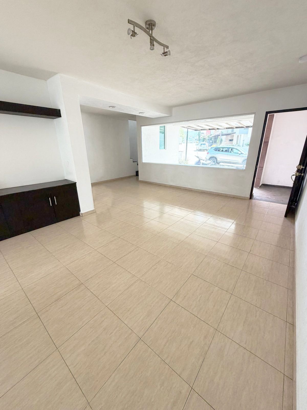 CASA EN RENTA EN RINCON DE LA MONTAÑA, MORELIA