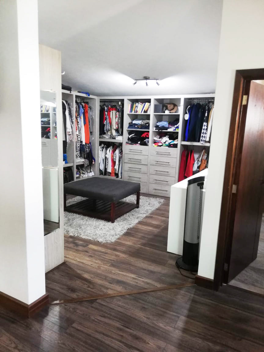 CASA EN VENTA EN 5 DE DICIEMBRE, MORELIA